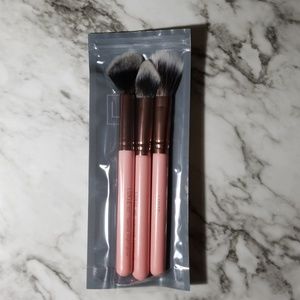LUXIE 3 PIECE BRUSHES FLAWLESS COMPLEXION